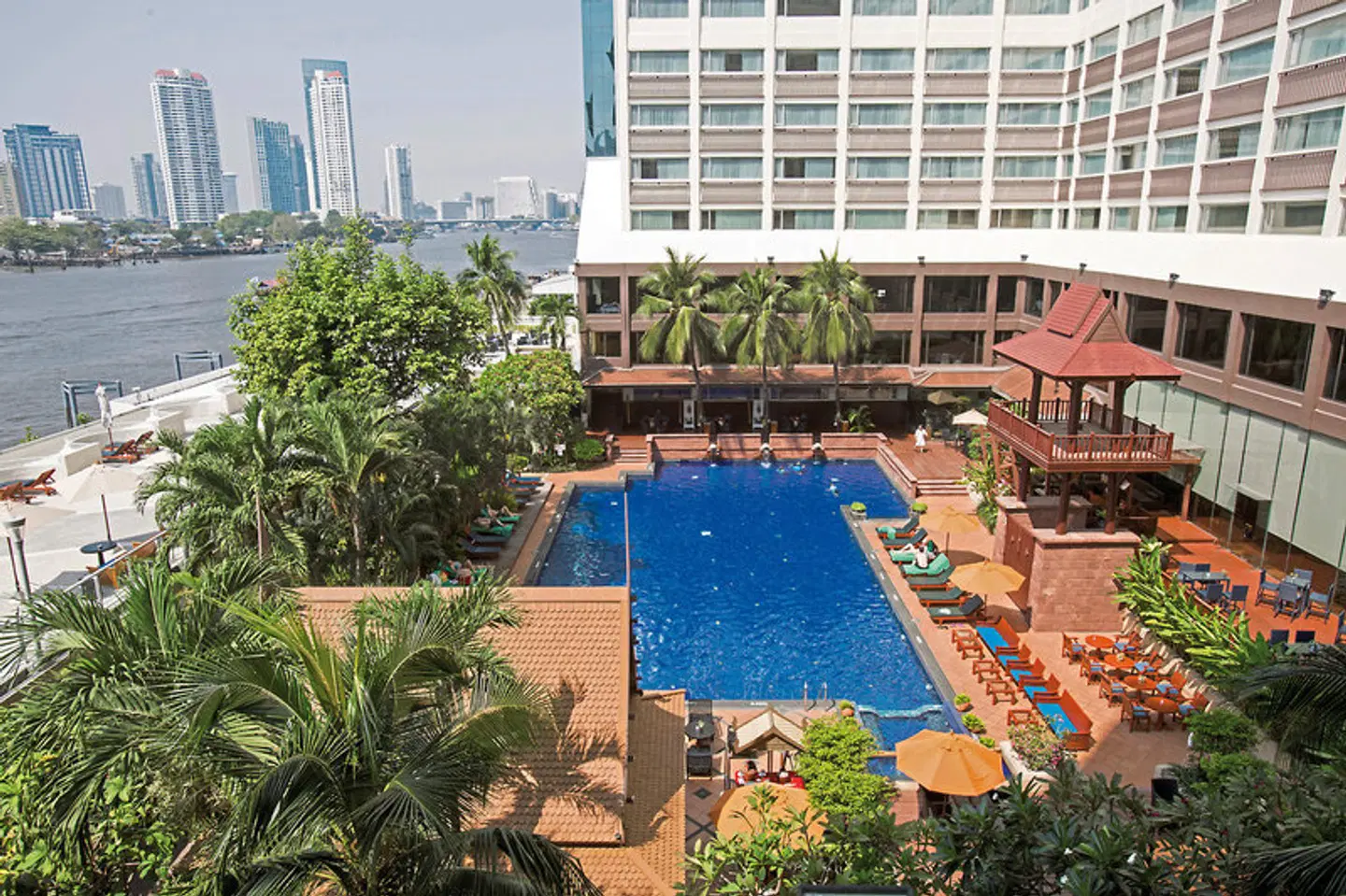 Ramada Plaza by Wyndham Bangkok Menam Riverside EXTERIOR