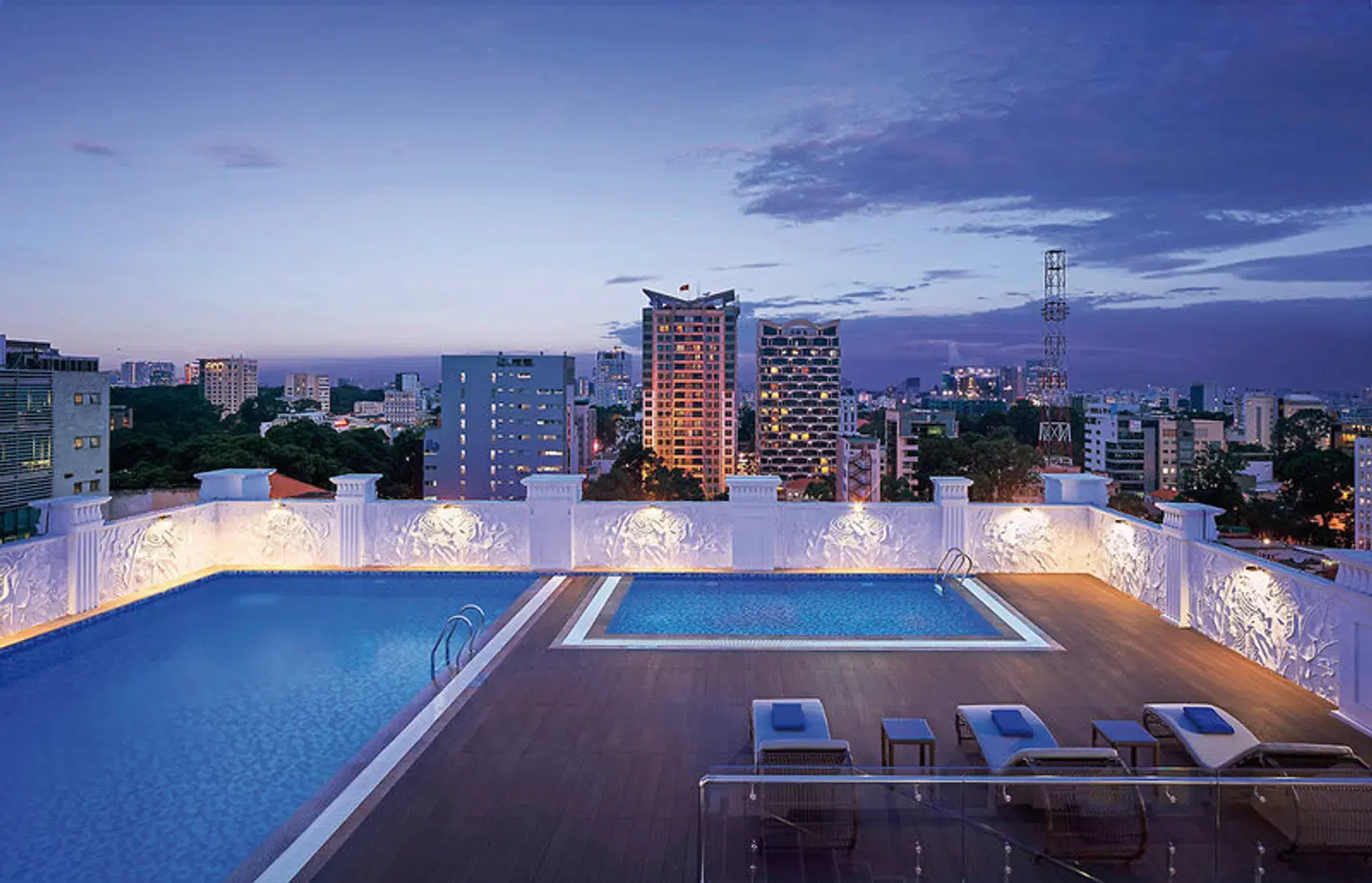 T-Ritz Saigon Hotel & Apartment OUTDOOR_POOL