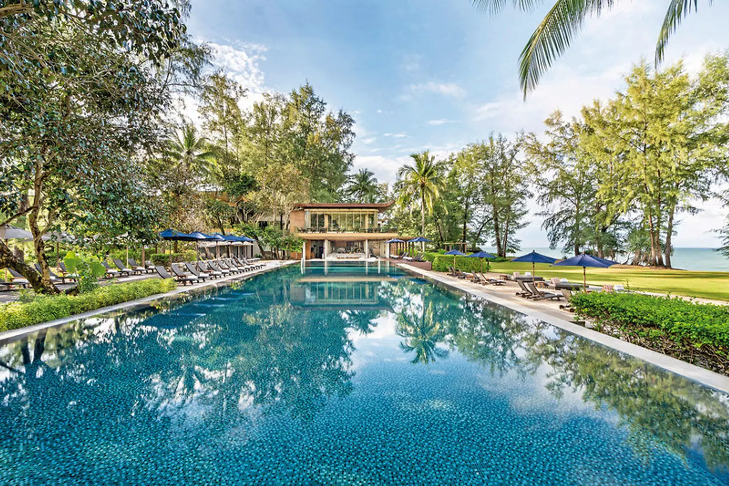 Renaissance Phuket Resort & Spa OUTDOOR_POOL