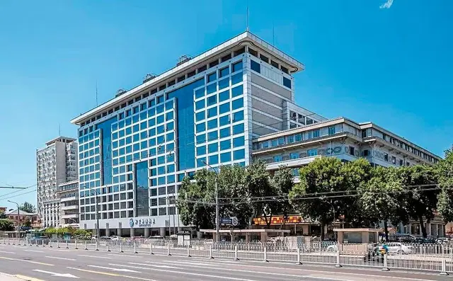 Novotel Xinqiao EXTERIOR
