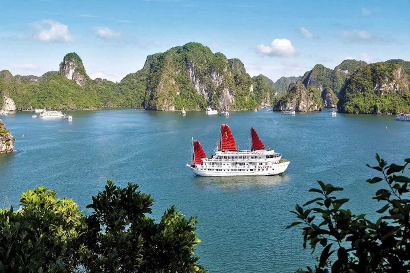 Erlebnis Halong Bucht (1 Nacht) LANDSCAPE