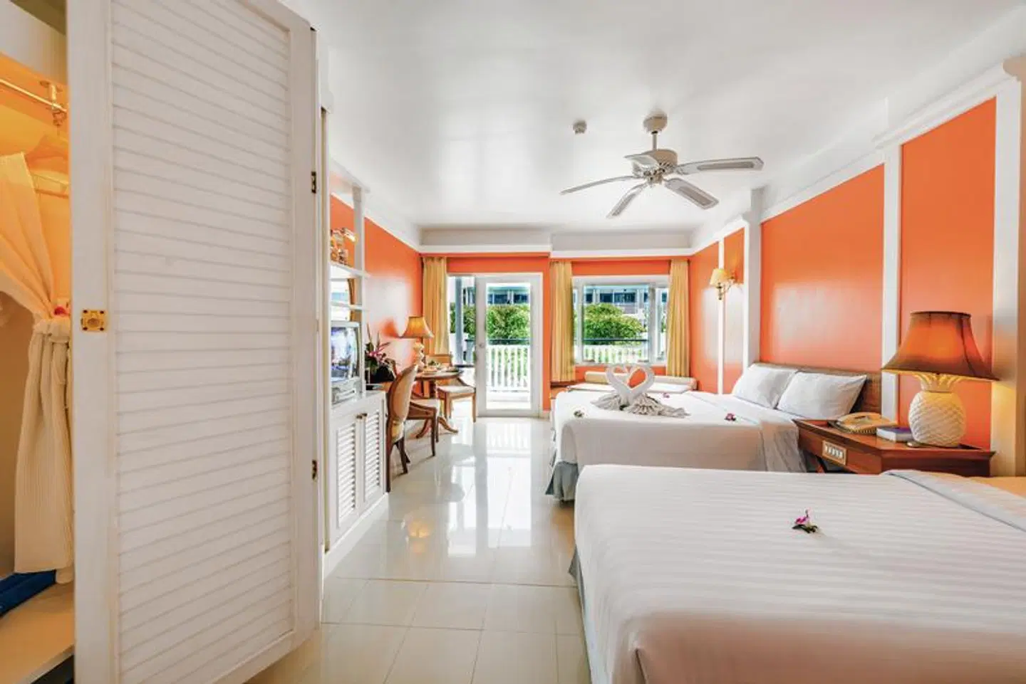 Andaman Seaview Hotel ROOM_EXAMPLE