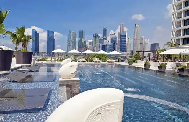 Mandarin Oriental, Singapore Pool