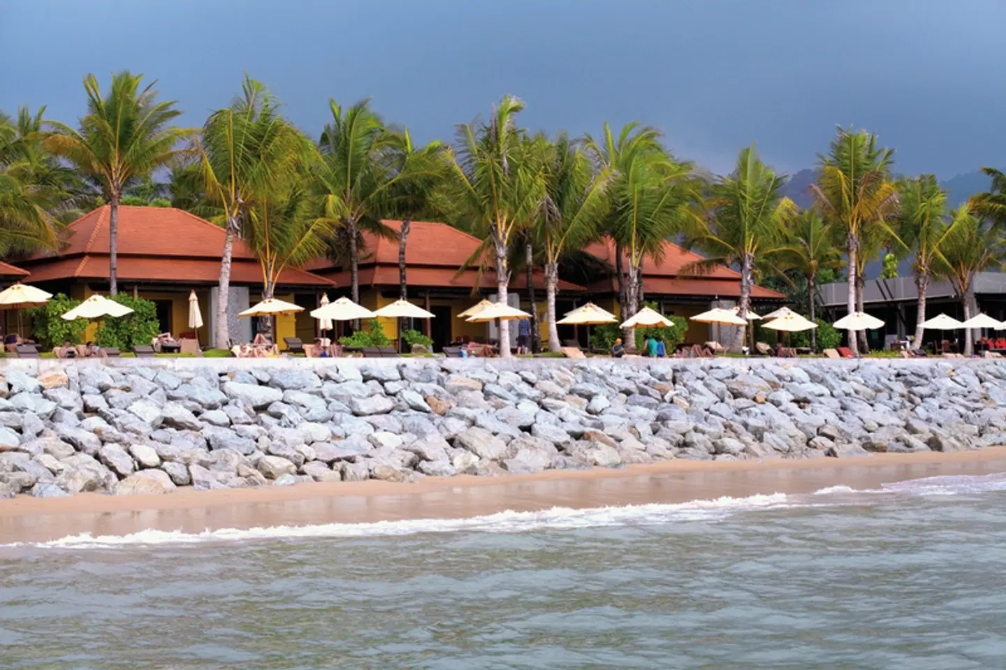 Chongfah Beach Resort Khao Lak Strand