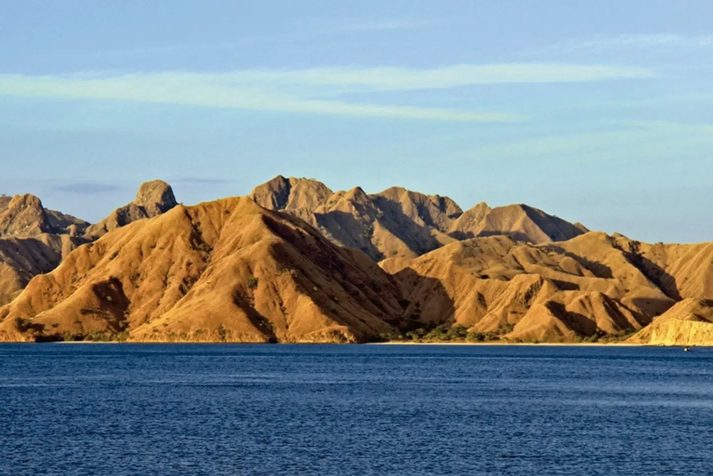 Komodo & Flores: Drachen, Kulte, Krater LANDSCAPE