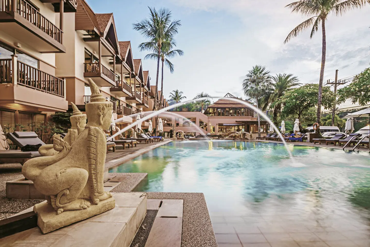 Seaview Patong Hotel OUTDOOR_POOL