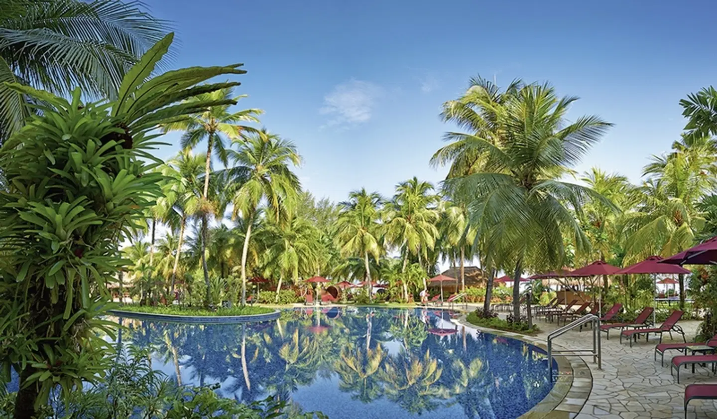 PARKROYAL Penang Resort OUTDOOR_POOL