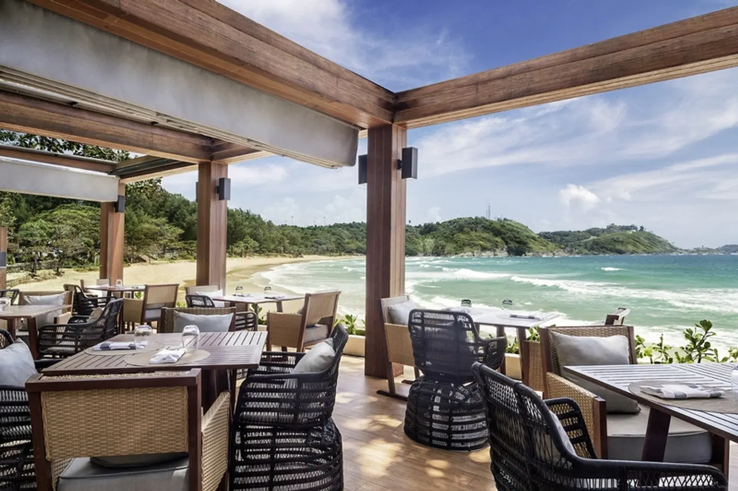 The Nai Harn Phuket Terrasse
