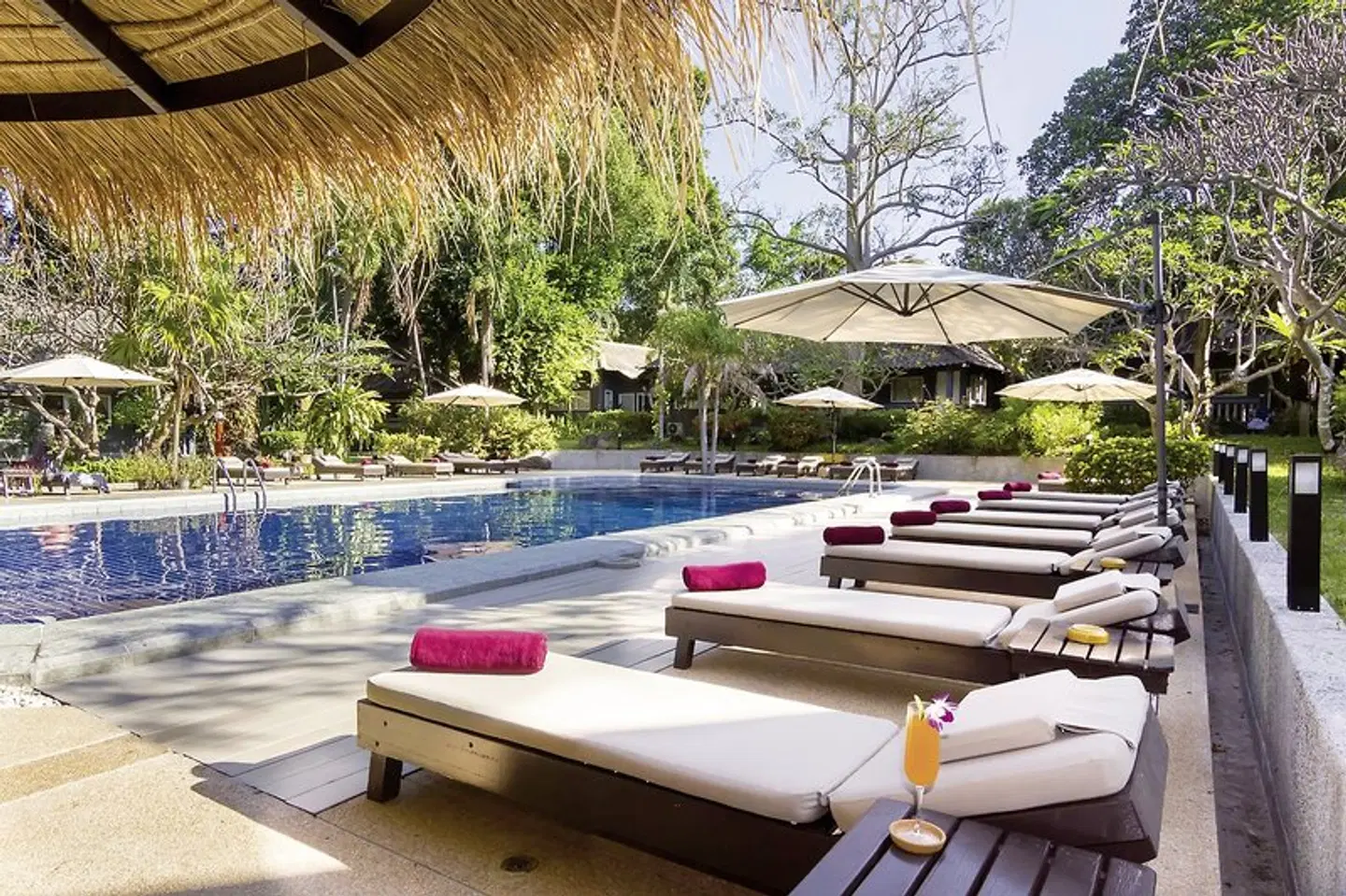 Let's Hyde Resort & Villas Terrasse