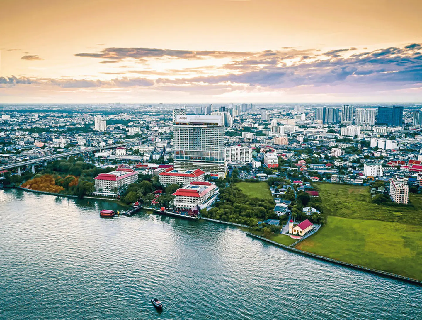 Avani+ Riverside Bangkok Hotel SPORTS_AND_LEISURE