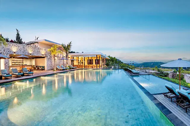 MAUA Nusa Penida Bali OUTDOOR_POOL