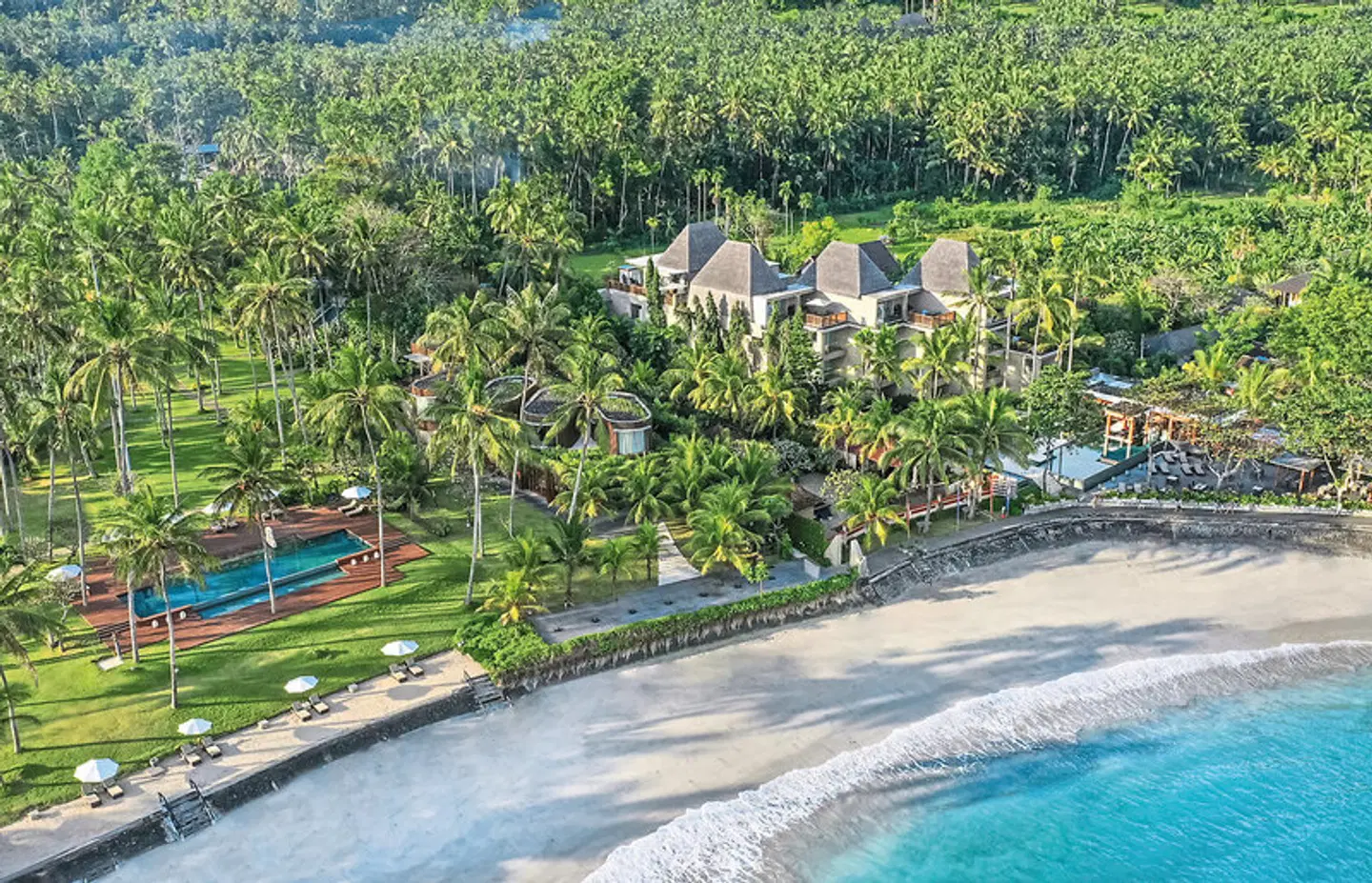 Candi Beach Resort & Spa LANDSCAPE