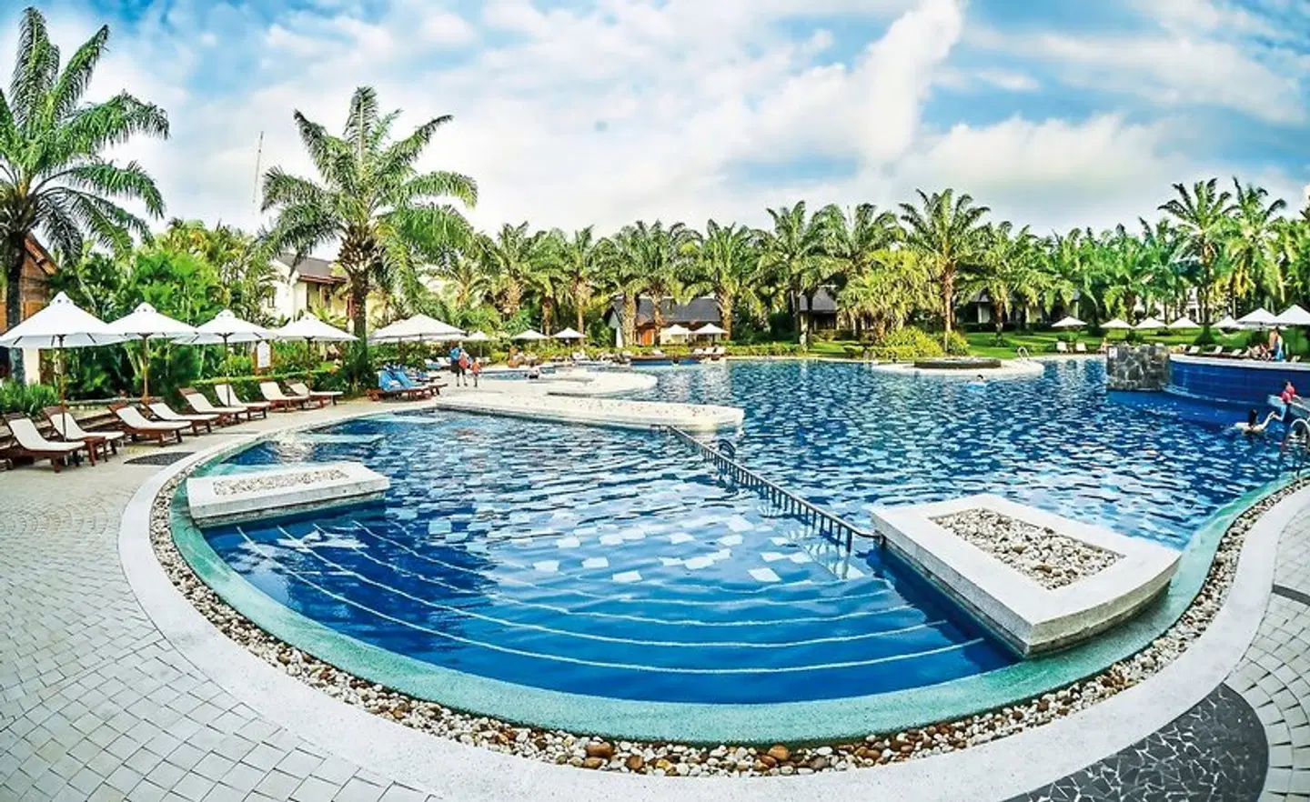 Palm Garden Resort OUTDOOR_POOL