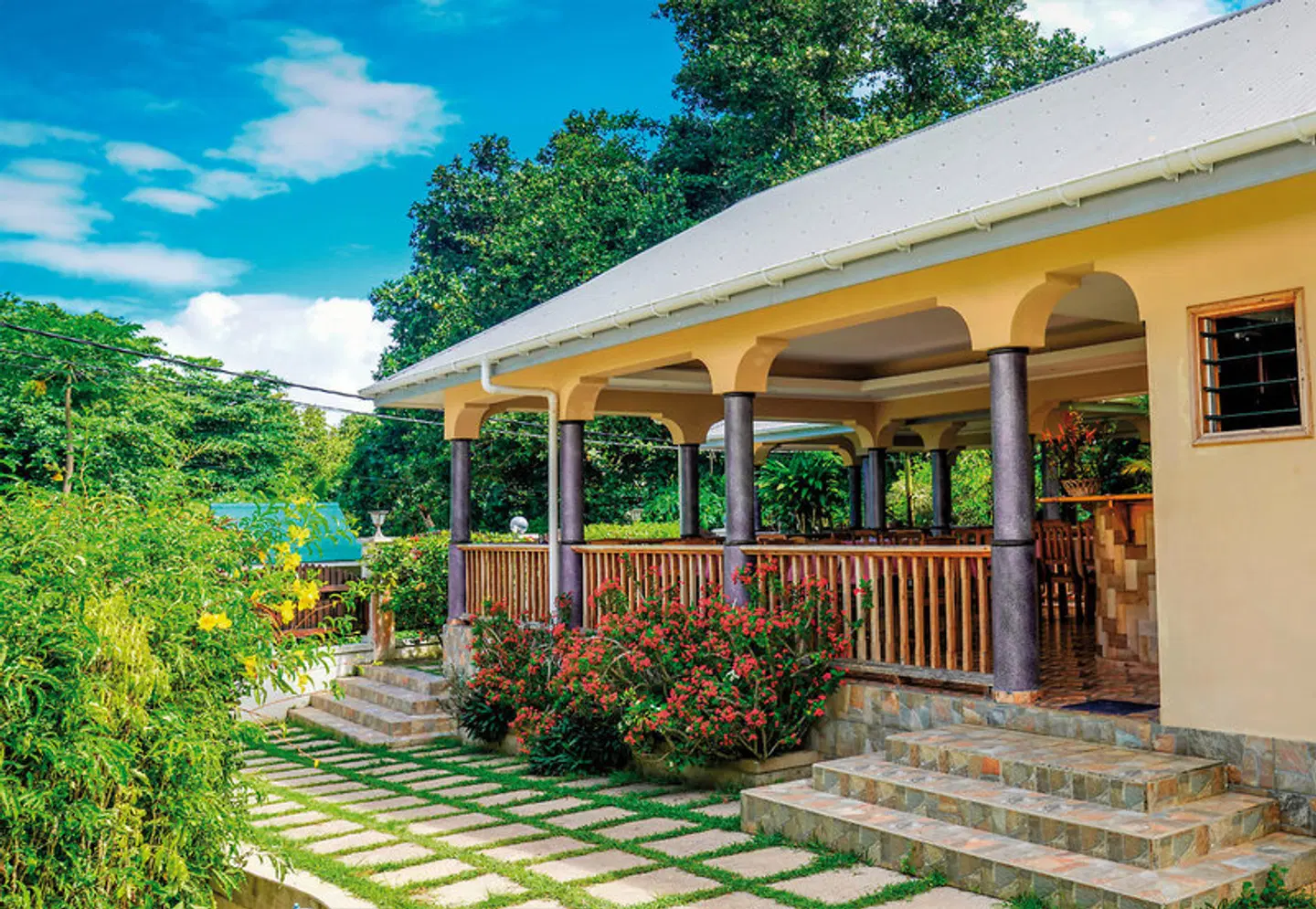 Bernique Guesthouse Garten