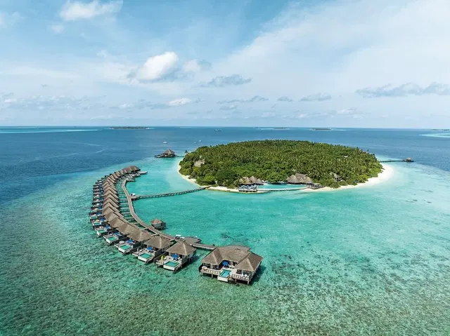 Dusit Thani Maldives LANDSCAPE