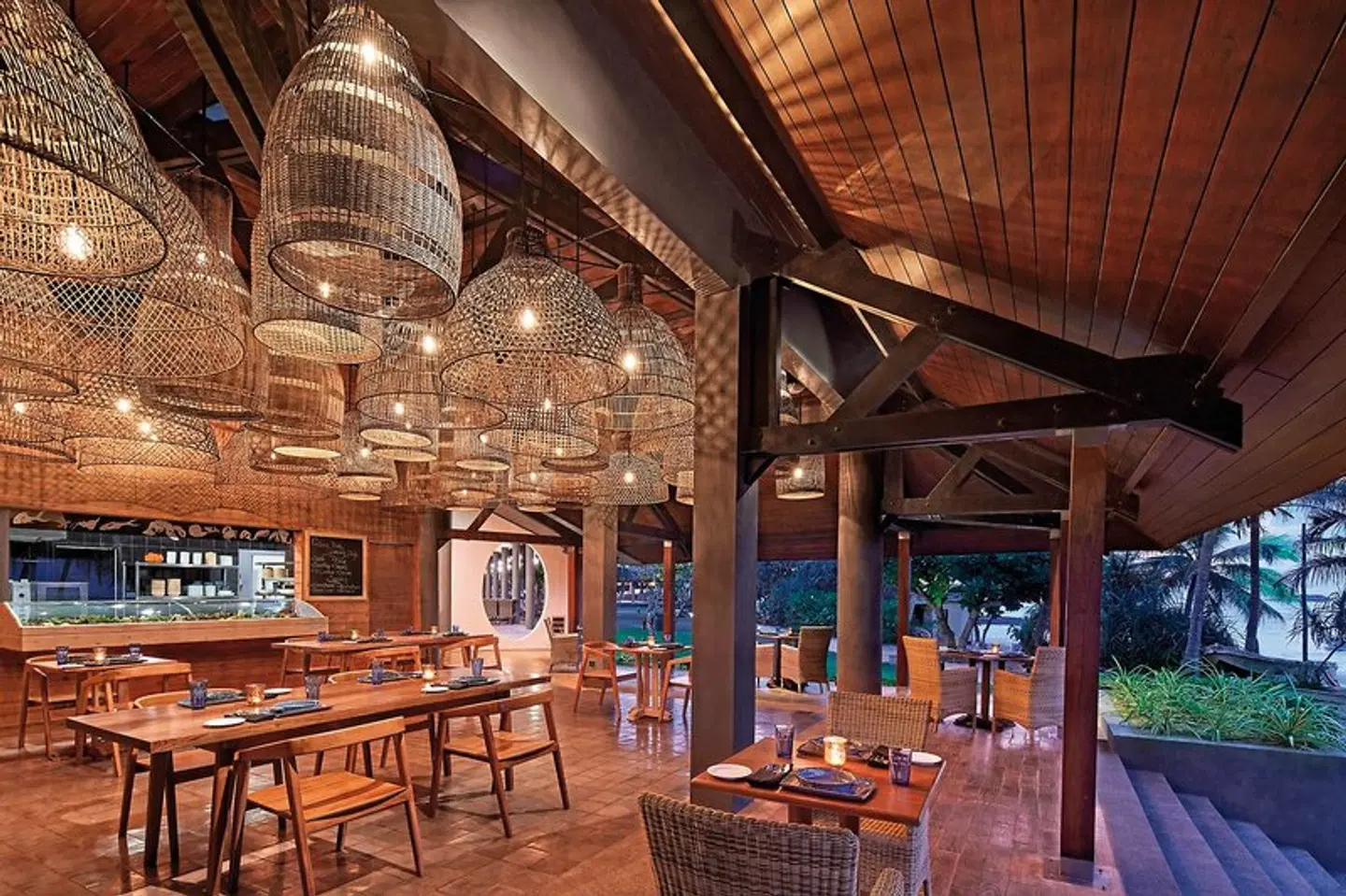 Hikka Tranz by Cinnamon Restaurant