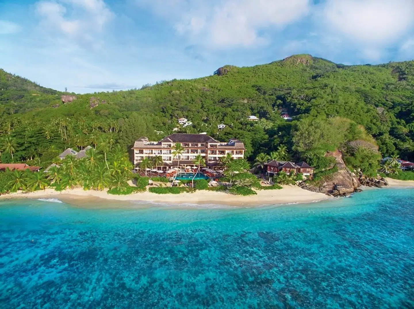 DoubleTree by Hilton Seychelles - Allamanda Resort and Spa EXTERIOR