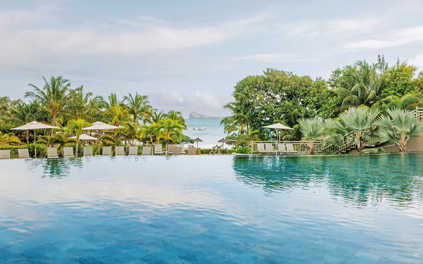 Zilwa Attitude OUTDOOR_POOL