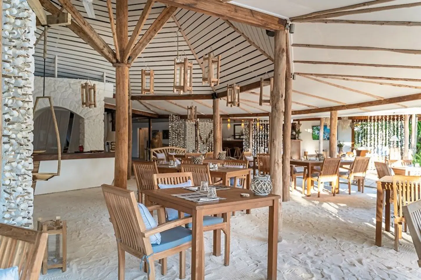 Bliss Hotel Praslin Restaurant