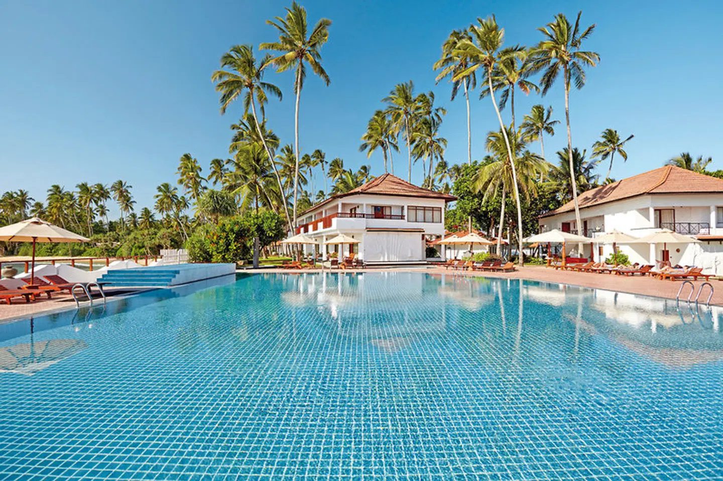 Dickwella Resort & Spa OUTDOOR_POOL