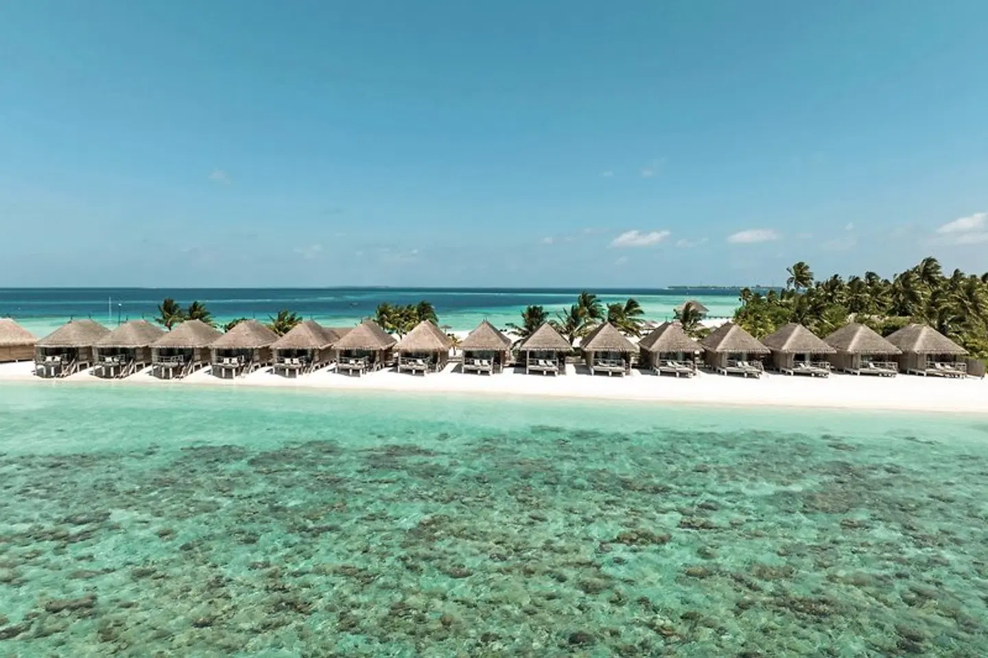 Constance Moofushi Maldives Strand