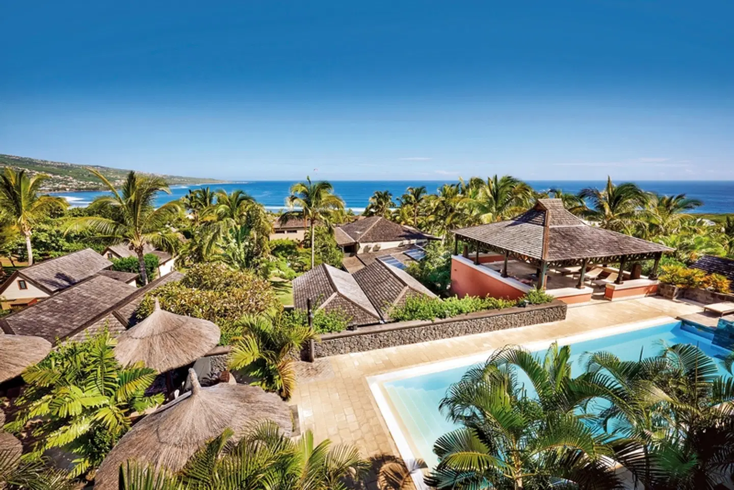 Iloha Seaview Hotel EXTERIOR