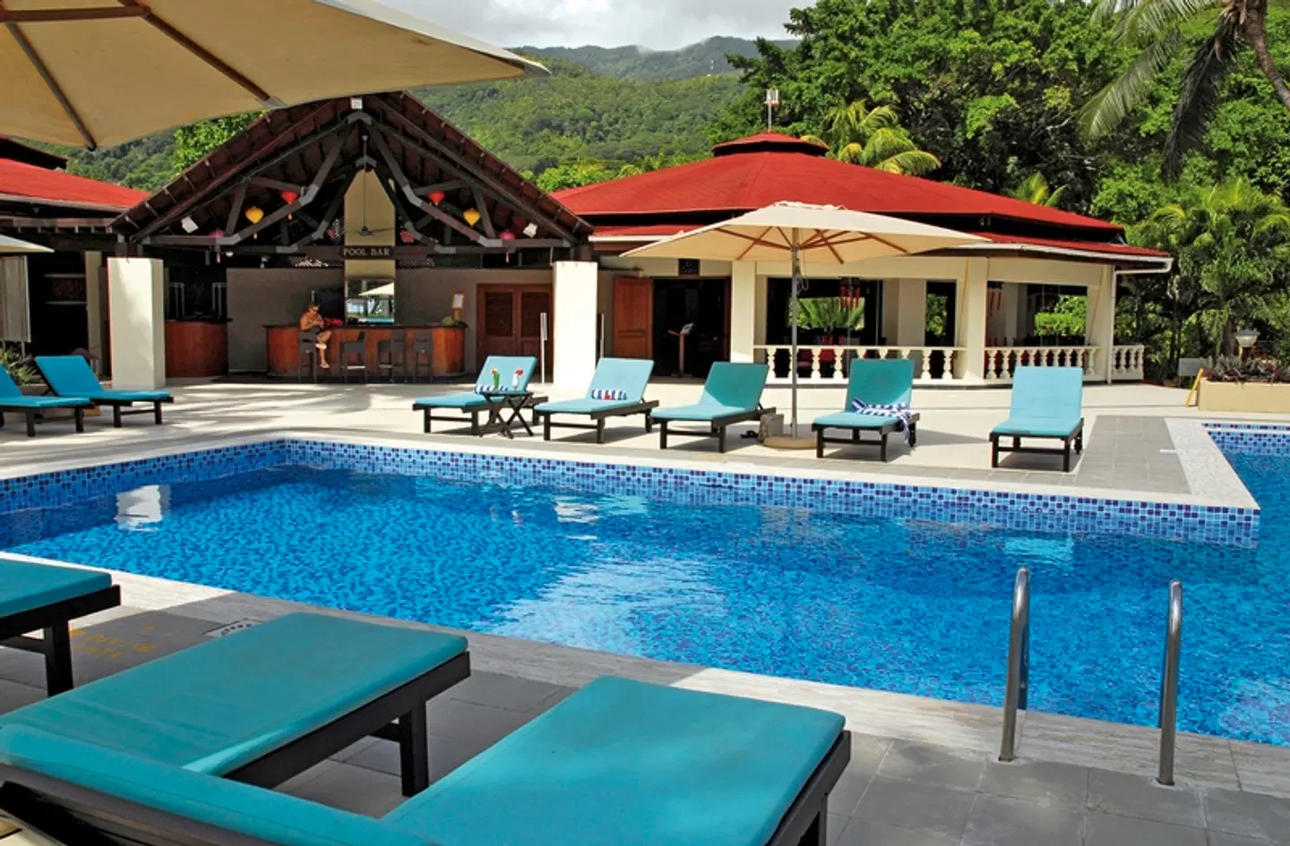 Berjaya Beau Vallon Bay Resort & Casino OUTDOOR_POOL