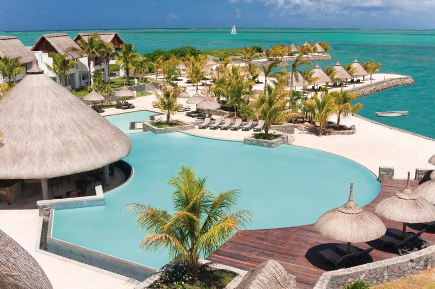 Laguna Beach Hotel & Spa OUTDOOR_POOL