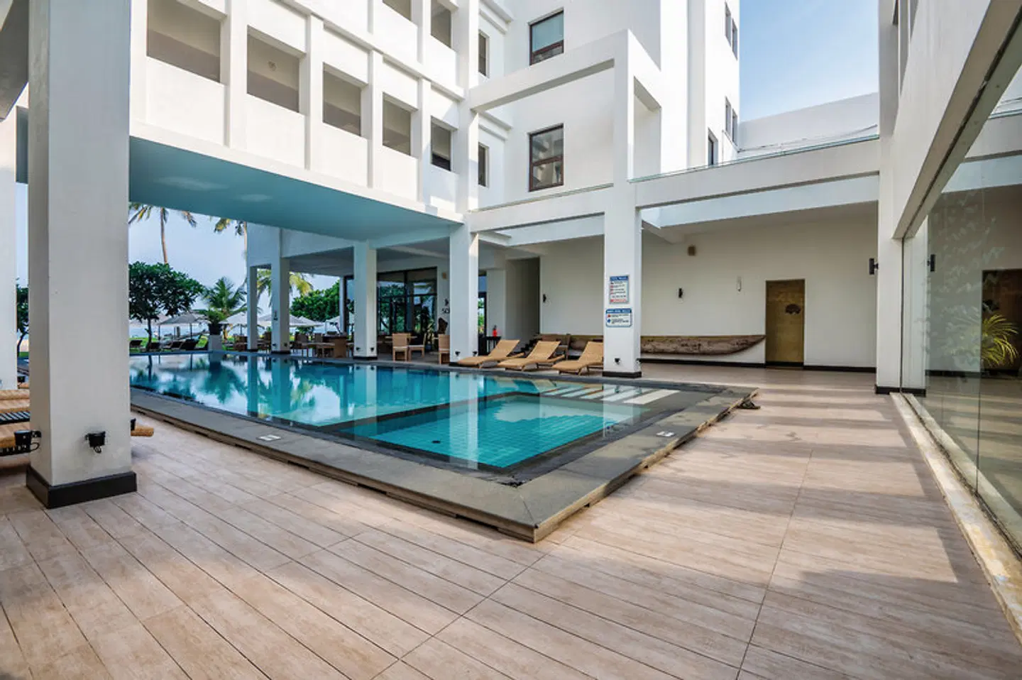 Shinagawa Beach OUTDOOR_POOL
