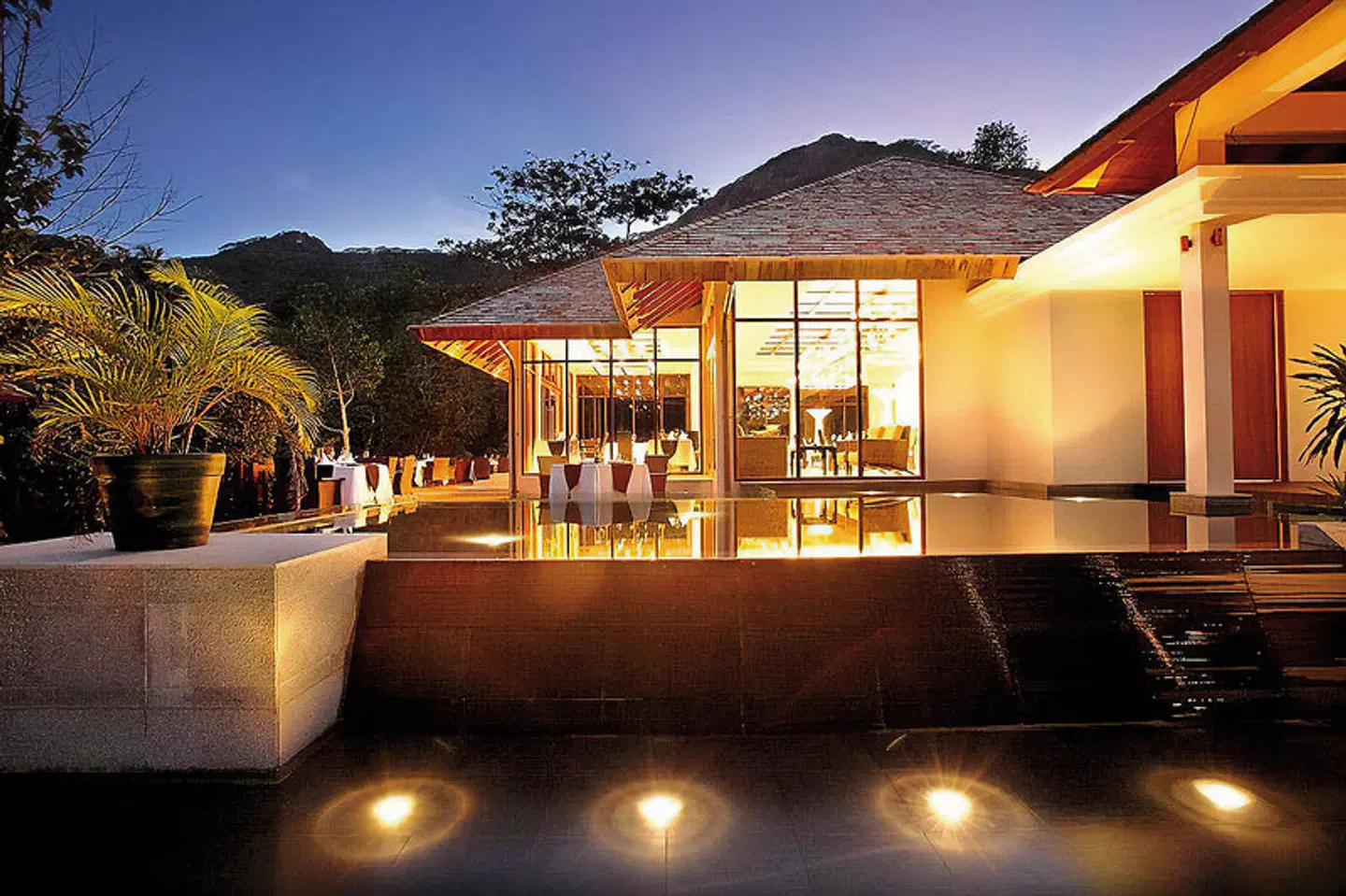 NIVA Labriz Seychelles Bar
