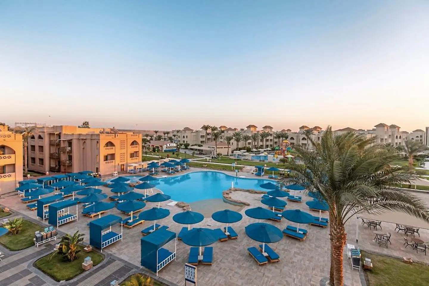 Pickalbatros Aqua Park Resort OUTDOOR_POOL