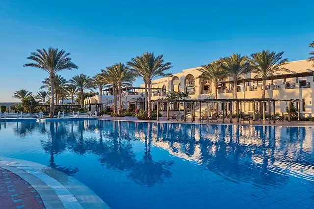 JAZ Belvedere OUTDOOR_POOL