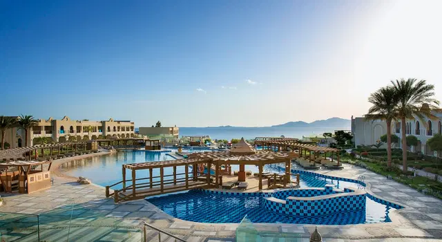 SUNRISE Arabian Beach Resort - Grand Select OUTDOOR_POOL