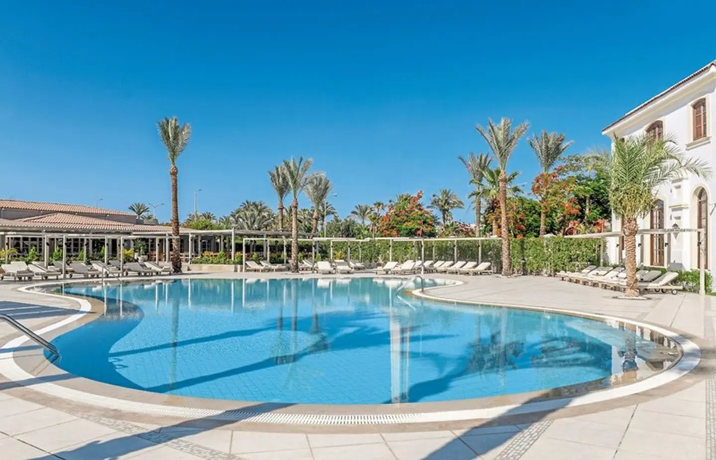 JAZ Fanara Resort & Residence OUTDOOR_POOL