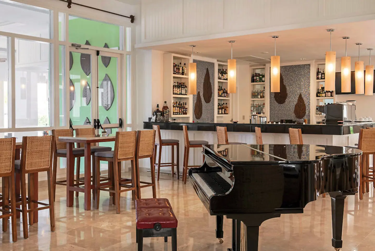 Playa Luxury Cayo Las Brujas Bar