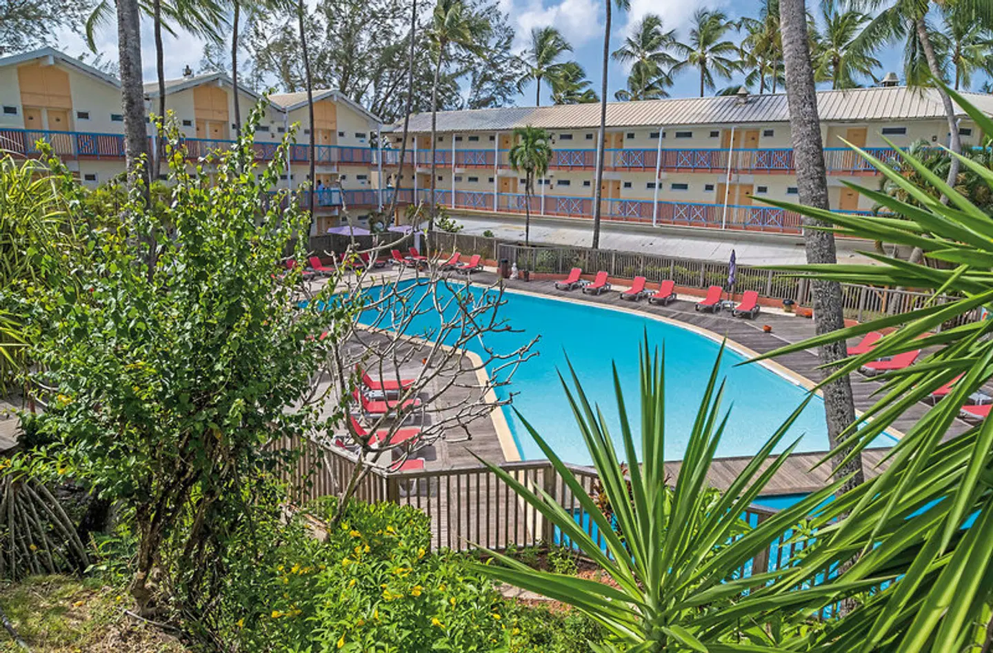 Carayou Hotel & Spa OUTDOOR_POOL