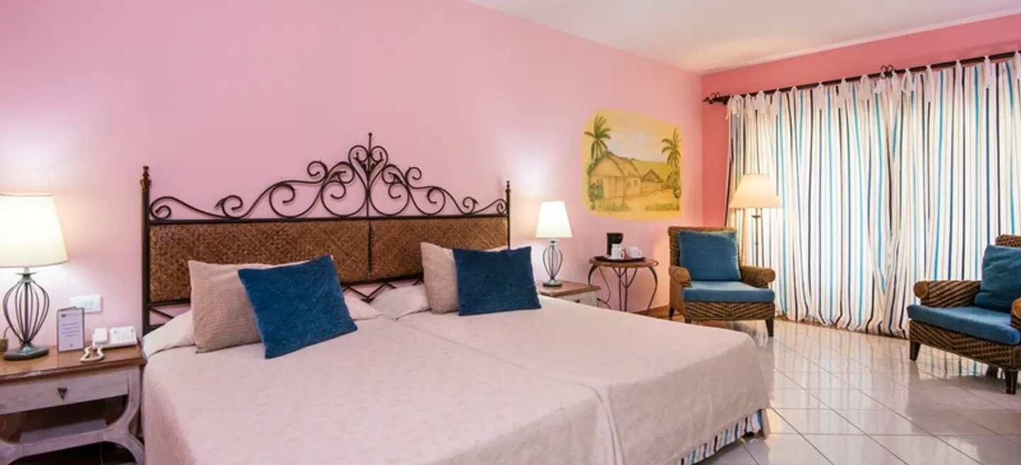 Playa Pesquero ROOM_EXAMPLE