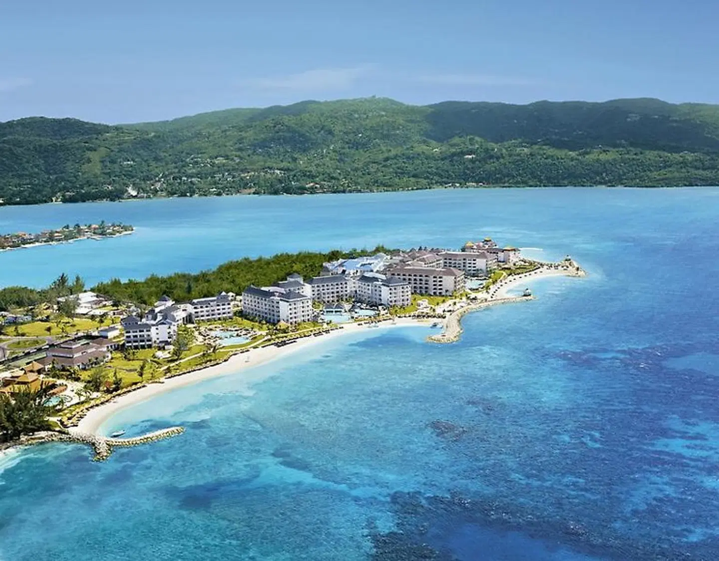 Secrets St. James Montego Bay LANDSCAPE