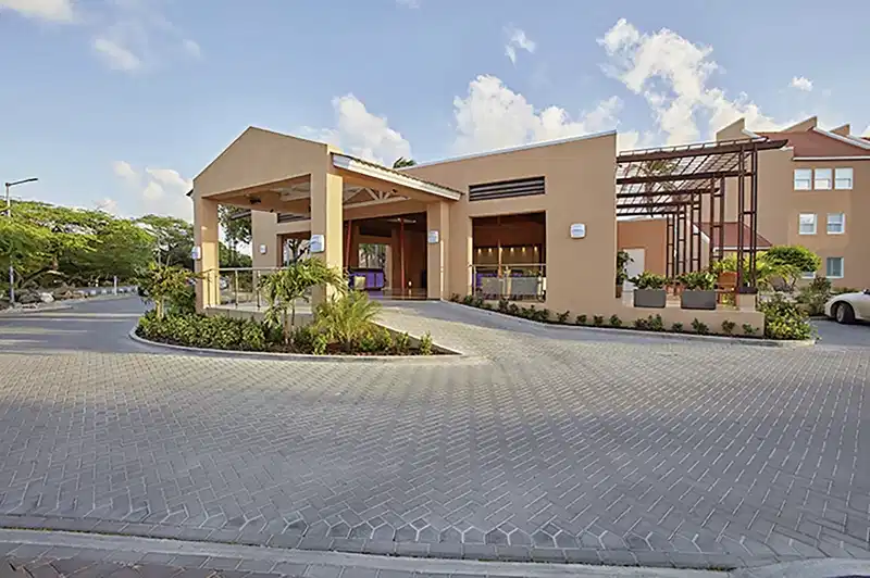 Divi Dutch Village Beach Resort – Hotelfoto