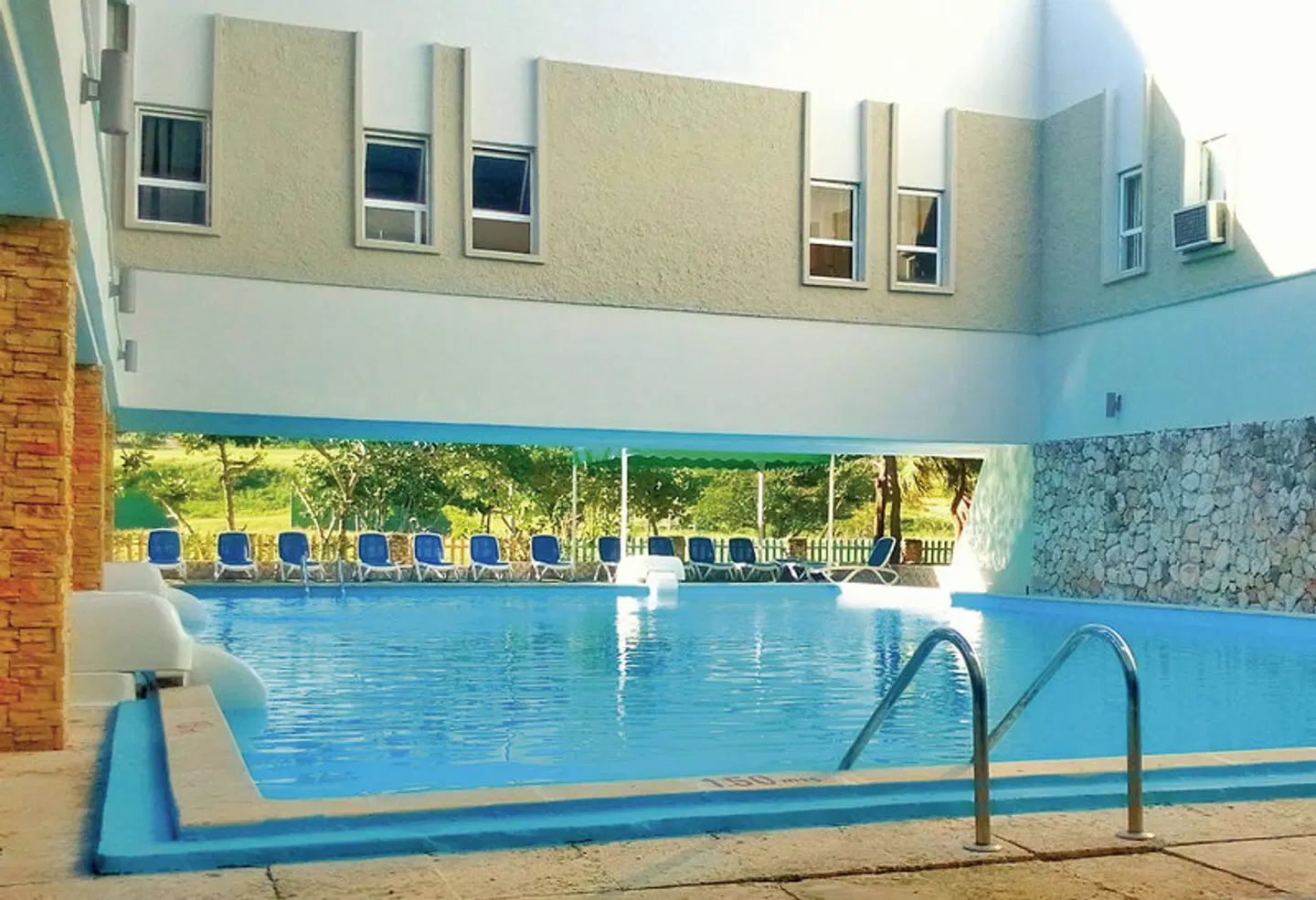 Mar Azul Hallenbad