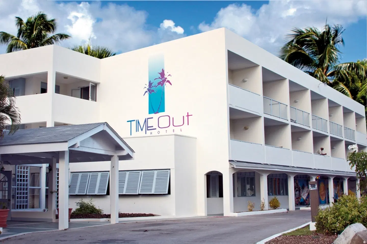 Time Out Hotel EXTERIOR