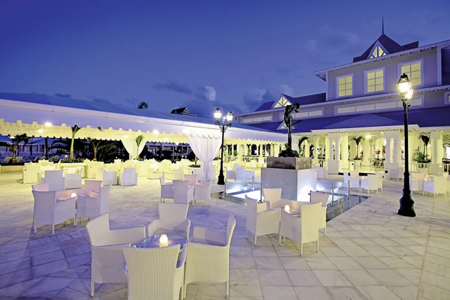 Bahia Principe Escape Aquamarine Terrasse