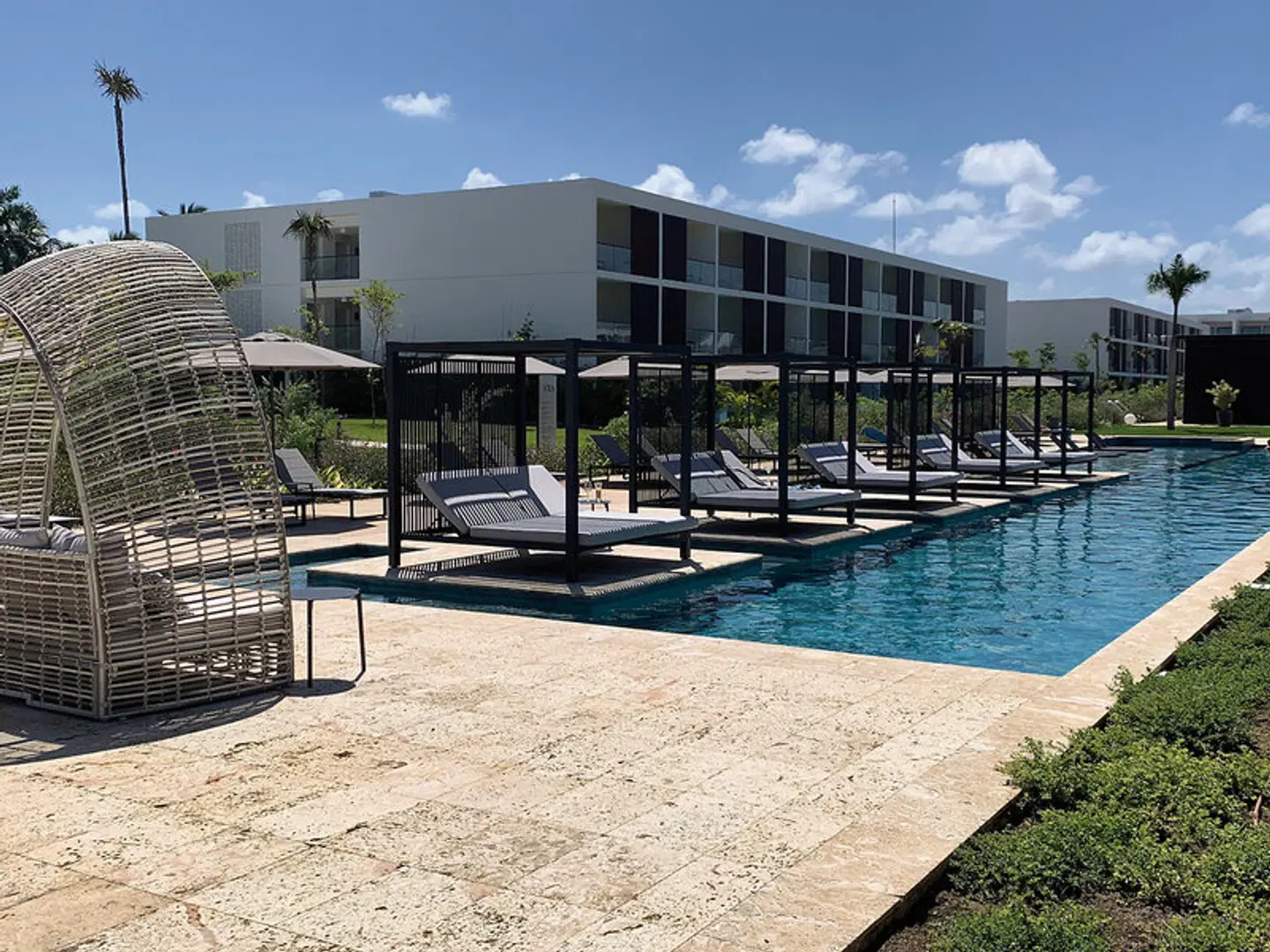Live Aqua Beach Resort Punta Cana OUTDOOR_POOL
