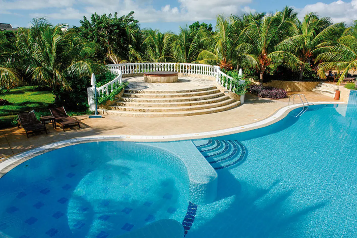 Ensenachos OUTDOOR_POOL