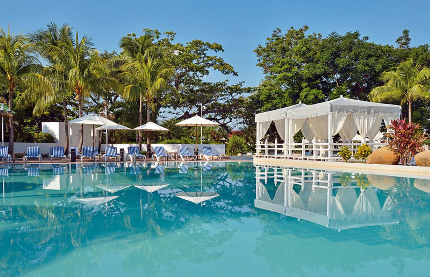 Meliá Santiago de Cuba OUTDOOR_POOL