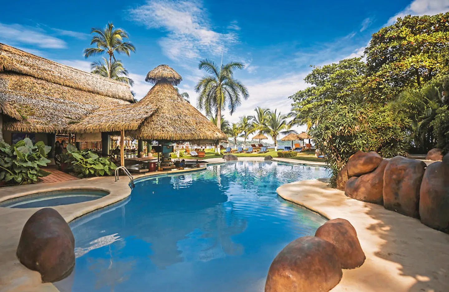 Bahia del Sol Beach Front Boutique Hotel OUTDOOR_POOL