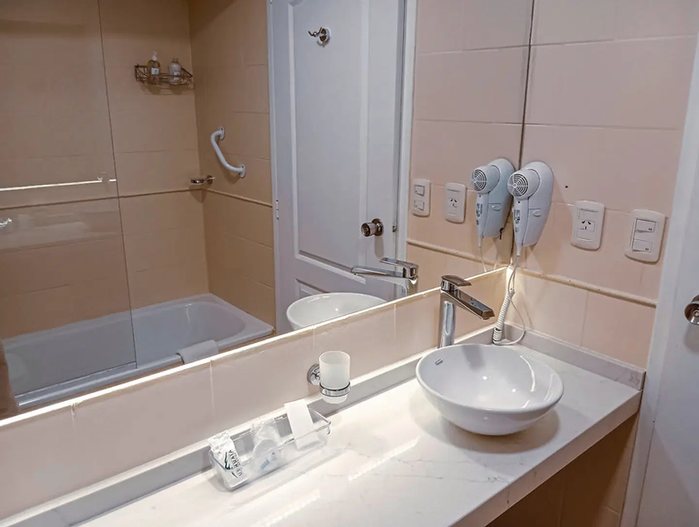Cilene del Faro Suites & Spa Badezimmer