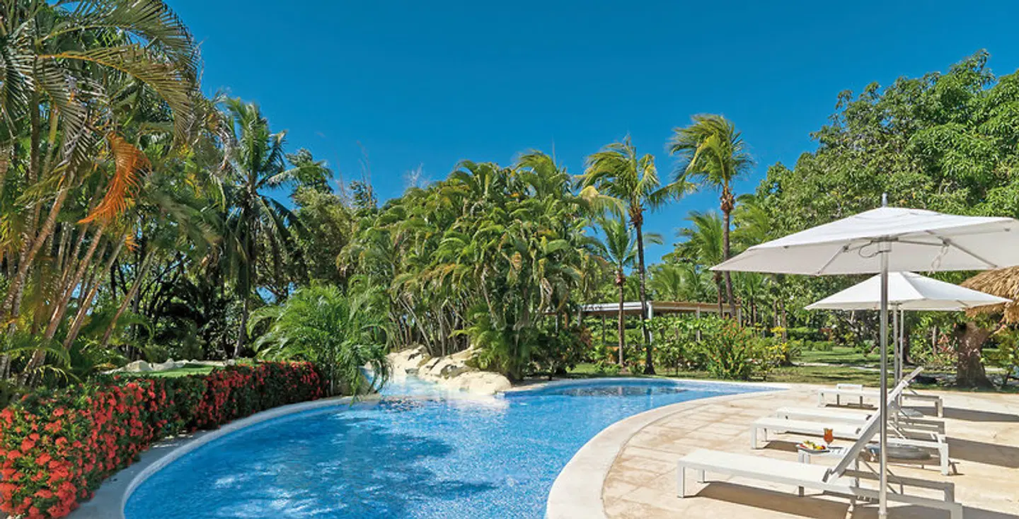 Azul Hotel & Retreat OUTDOOR_POOL