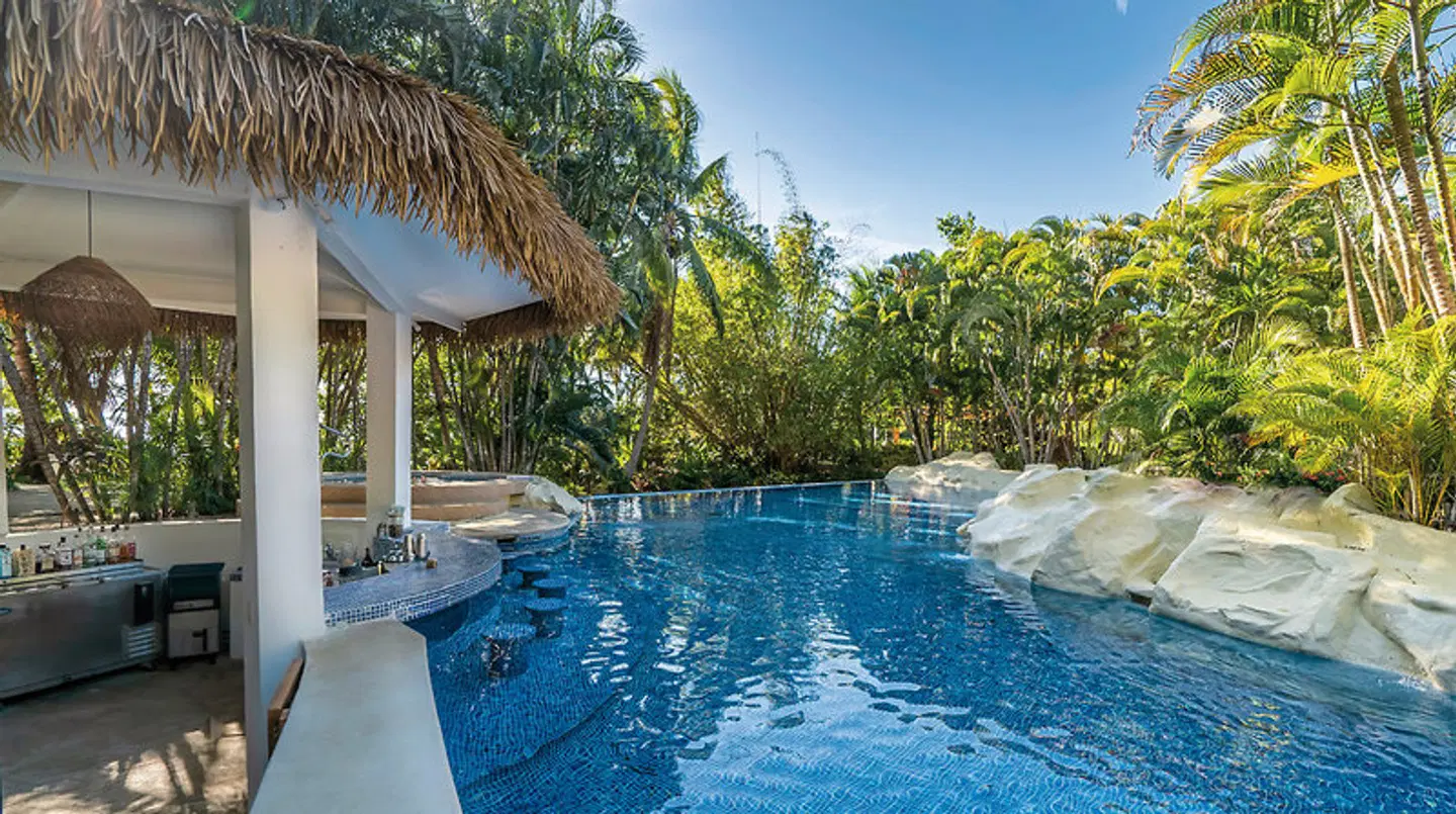 Azul Hotel & Retreat OUTDOOR_POOL