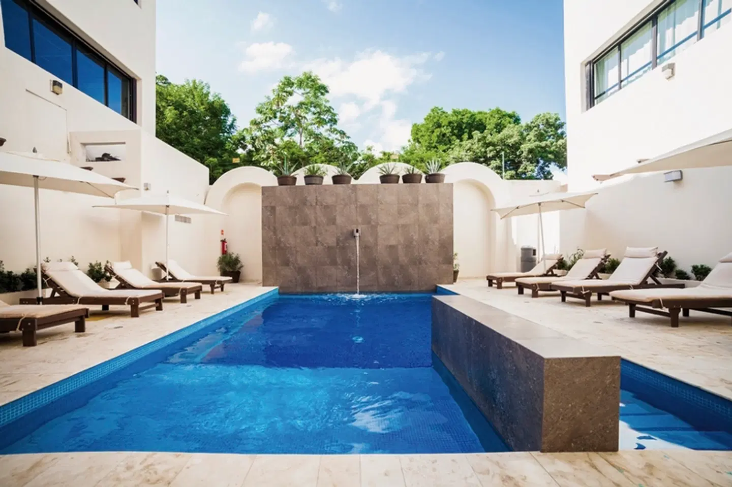 Aspira Hotel Playa del Carmen OUTDOOR_POOL